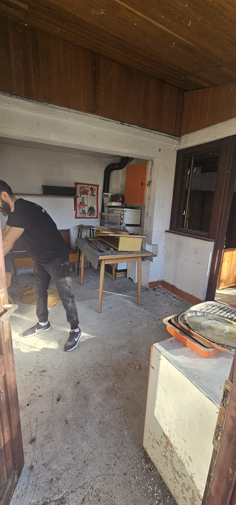 Slika tokom ciscenja prostora