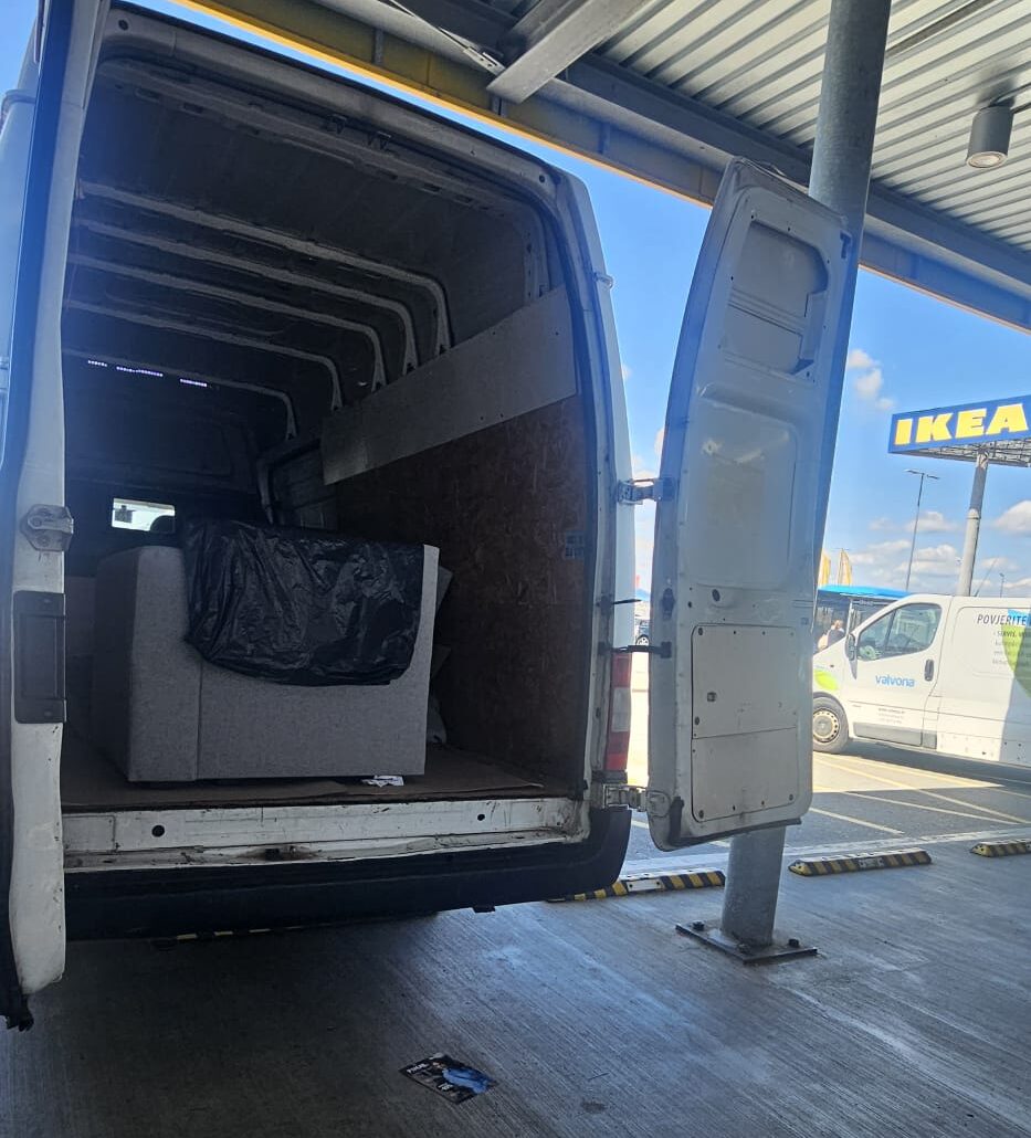 Krupni otpad unutar kombija