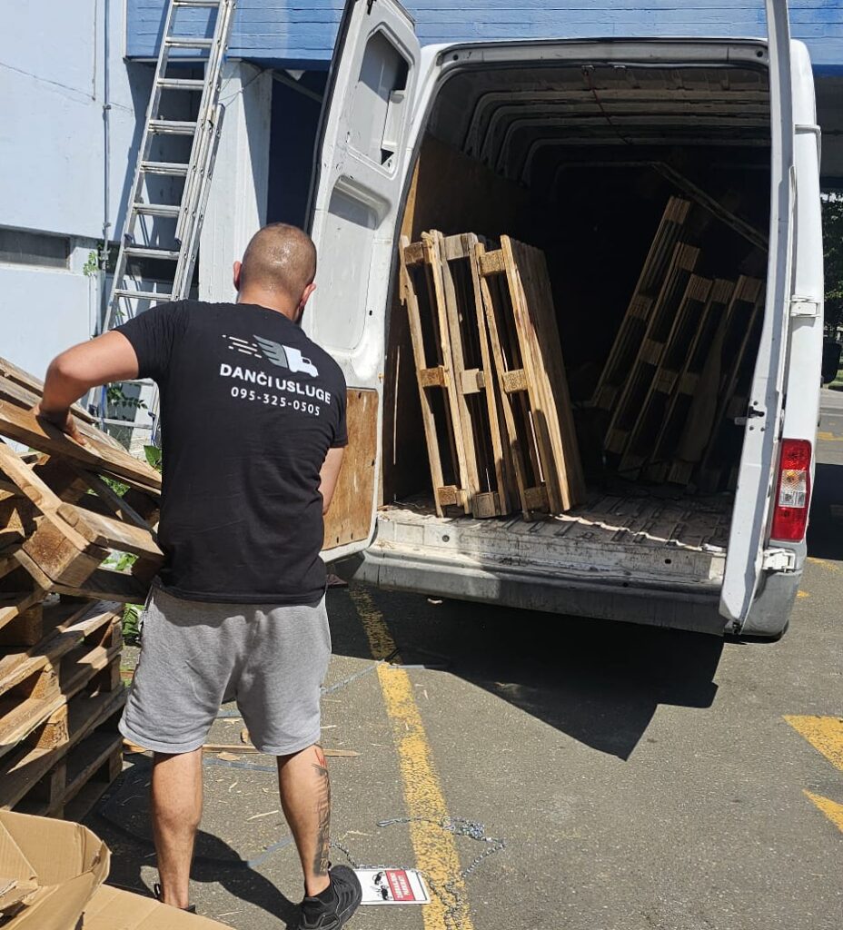 Unosenje krupnog otpada u kombi